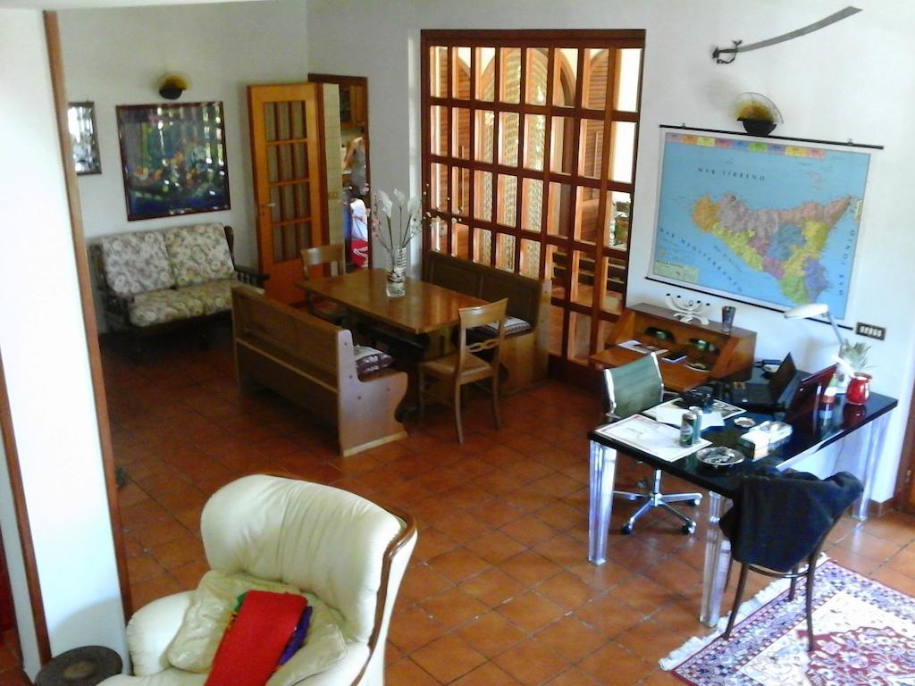 Nonnasara Bed And Breakfast Valderice Ngoại thất bức ảnh