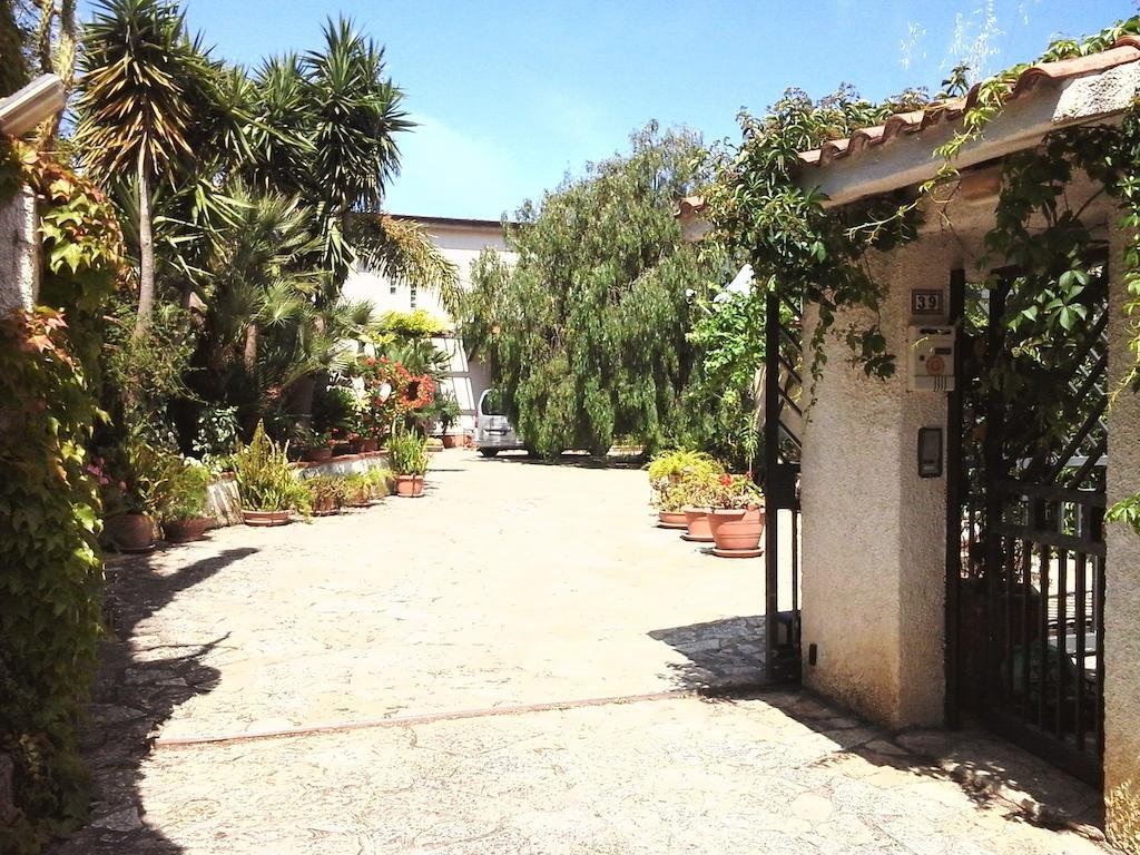 Nonnasara Bed And Breakfast Valderice Ngoại thất bức ảnh